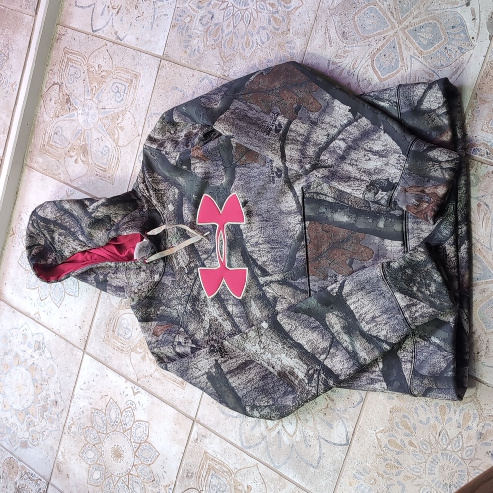 Under Armour Mossy Oak Hoodie - Small